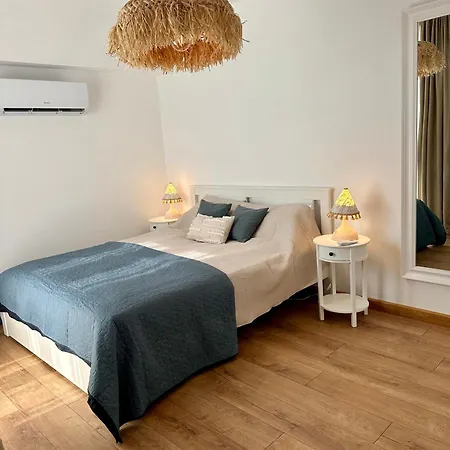 гнездото L The Nest *